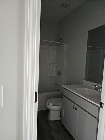 1449 Creekside Cir NW, Atlanta, GA 30318