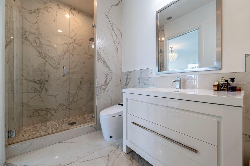 Image 31 of property listing at 430 SUNSET DRIVE, Pompano Beach, FL 33062