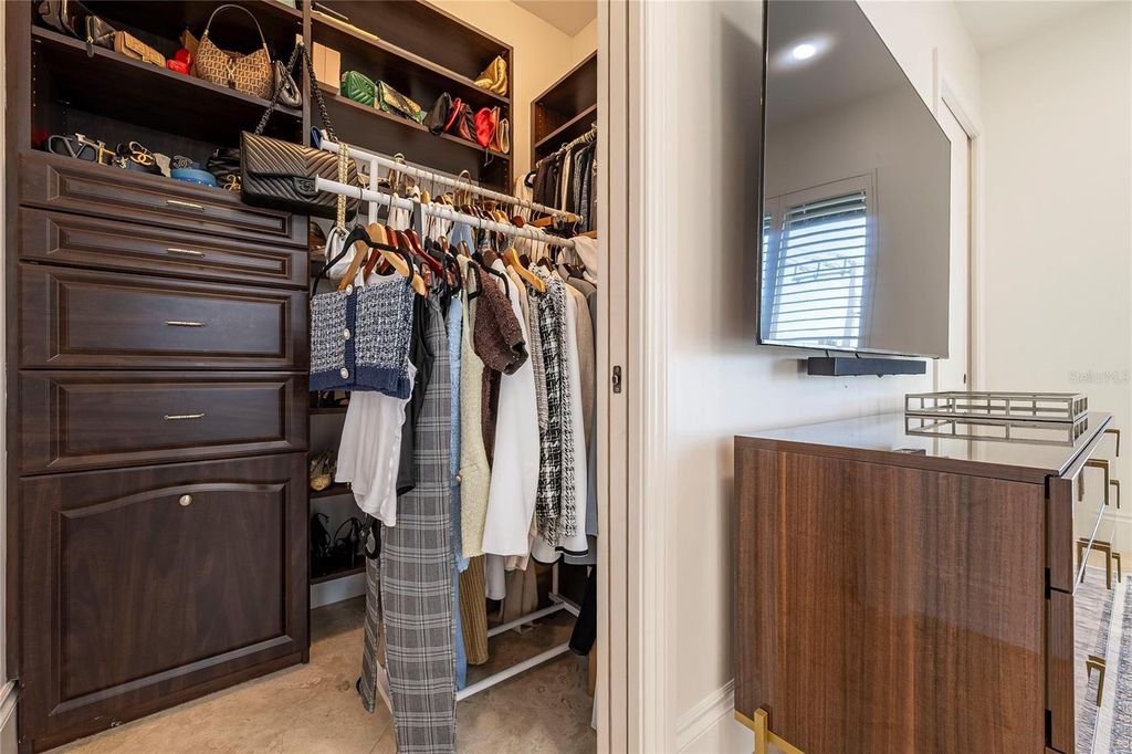 Image 33 of property listing at 430 SUNSET DRIVE, Pompano Beach, FL 33062