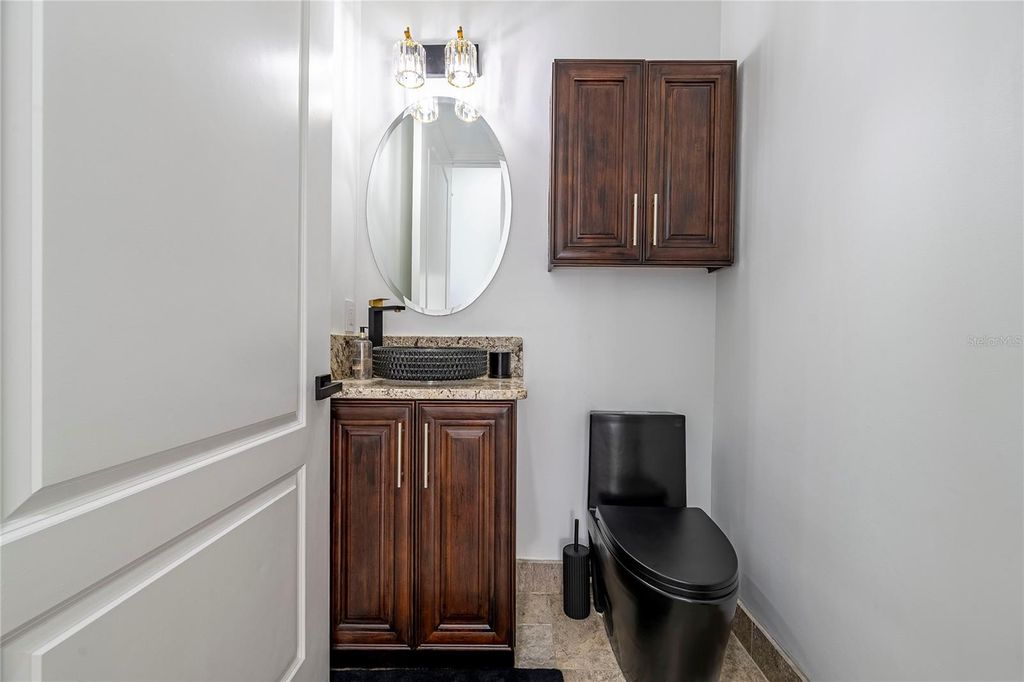 Image 48 of property listing at 430 SUNSET DRIVE, Pompano Beach, FL 33062