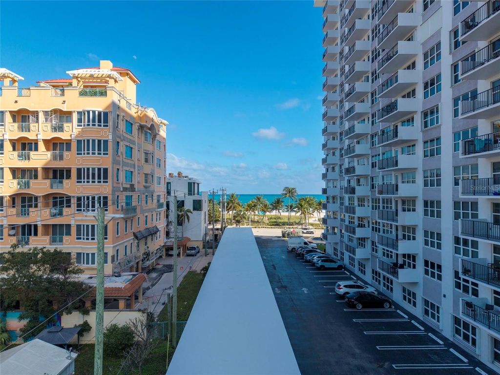 Image 57 of property listing at 430 SUNSET DRIVE, Pompano Beach, FL 33062