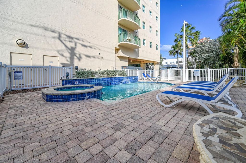 Image 61 of property listing at 430 SUNSET DRIVE, Pompano Beach, FL 33062