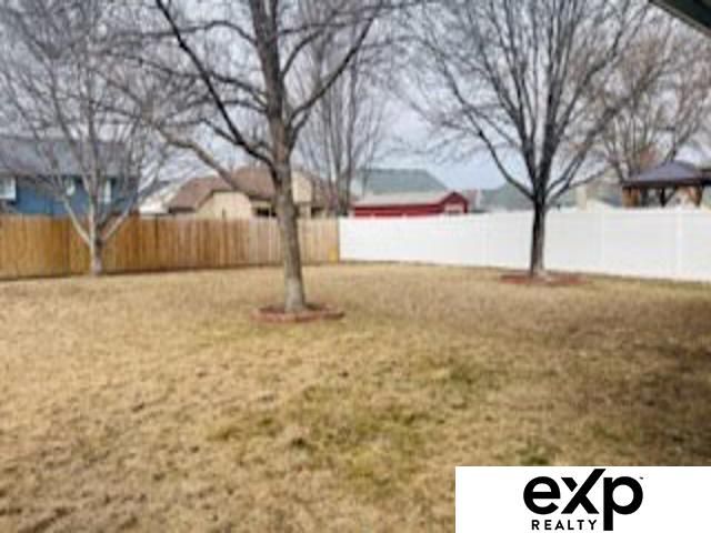 710 Diamond Lane, Papillion, NE 68133