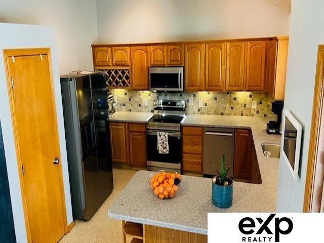 710 Diamond Lane, Papillion, NE 68133