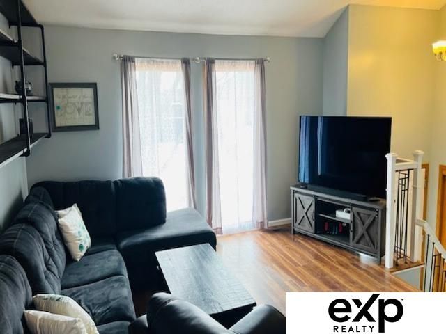 710 Diamond Lane, Papillion, NE 68133