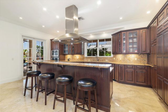 702 SE 7th Street, Delray Beach, FL 33483