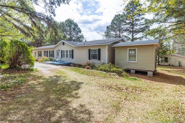 2424 NC HWY 55 E, Dunn, NC 28334