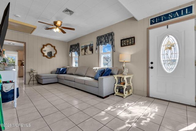 319 Monmouth Avenue, Ocean Gate, NJ 08740