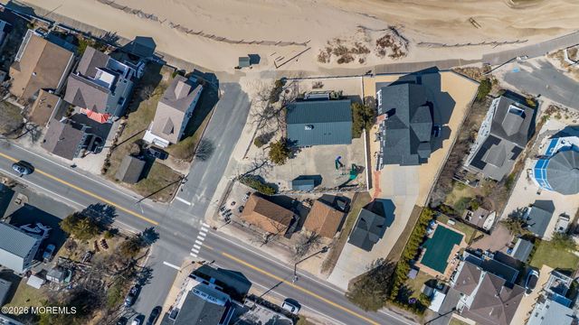 319 Monmouth Avenue, Ocean Gate, NJ 08740