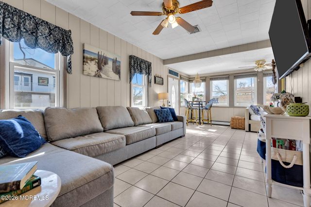 319 Monmouth Avenue, Ocean Gate, NJ 08740