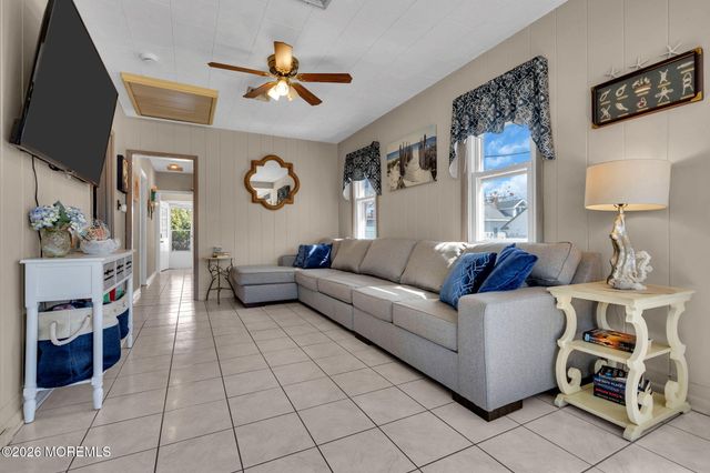 319 Monmouth Avenue, Ocean Gate, NJ 08740