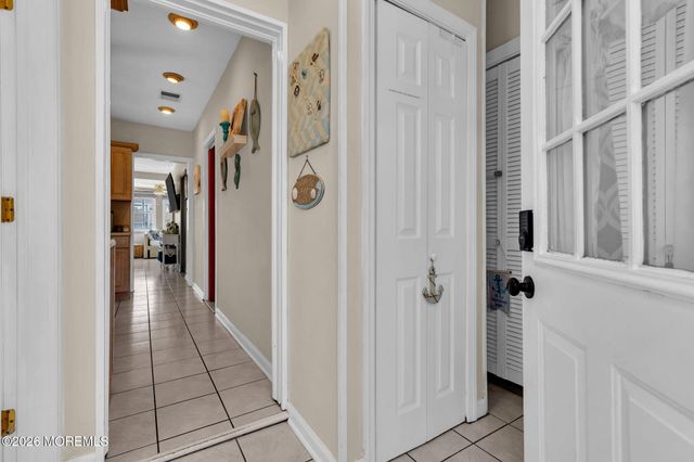 319 Monmouth Avenue, Ocean Gate, NJ 08740