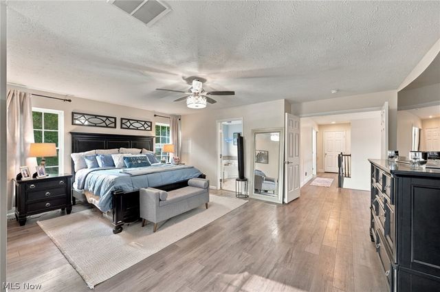 9192 Stonebriar Lane, North Ridgeville, OH 44039
