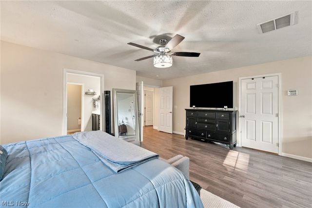 9192 Stonebriar Lane, North Ridgeville, OH 44039