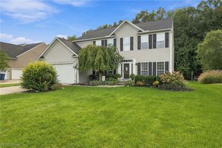 9192 Stonebriar Lane, North Ridgeville, OH 44039