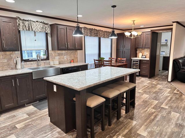 20 Royal Crest Park, Rochester, NH 03867