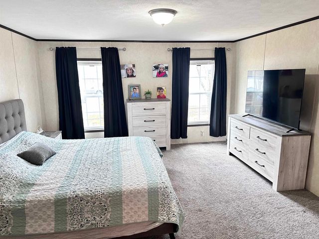 20 Royal Crest Park, Rochester, NH 03867