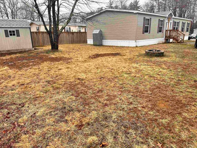 20 Royal Crest Park, Rochester, NH 03867