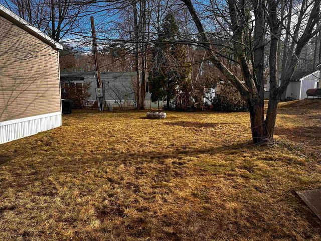20 Royal Crest Park, Rochester, NH 03867