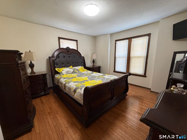 194 Faber Avenue, Waterbury, CT 06704