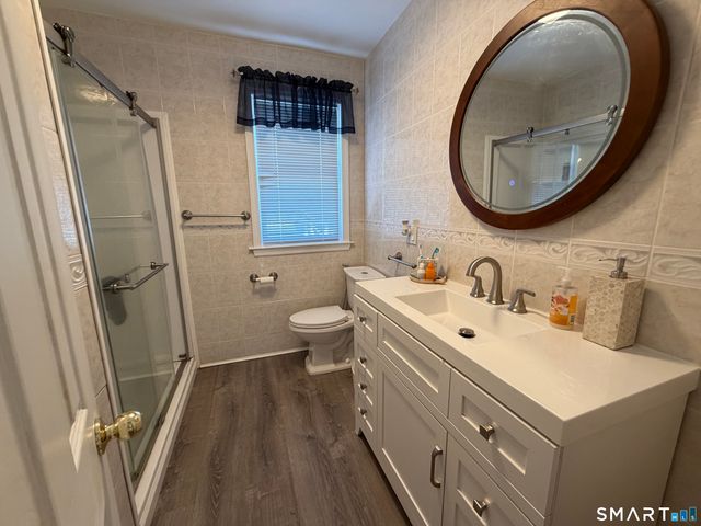 194 Faber Avenue, Waterbury, CT 06704