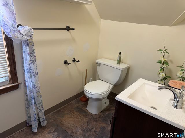 194 Faber Avenue, Waterbury, CT 06704