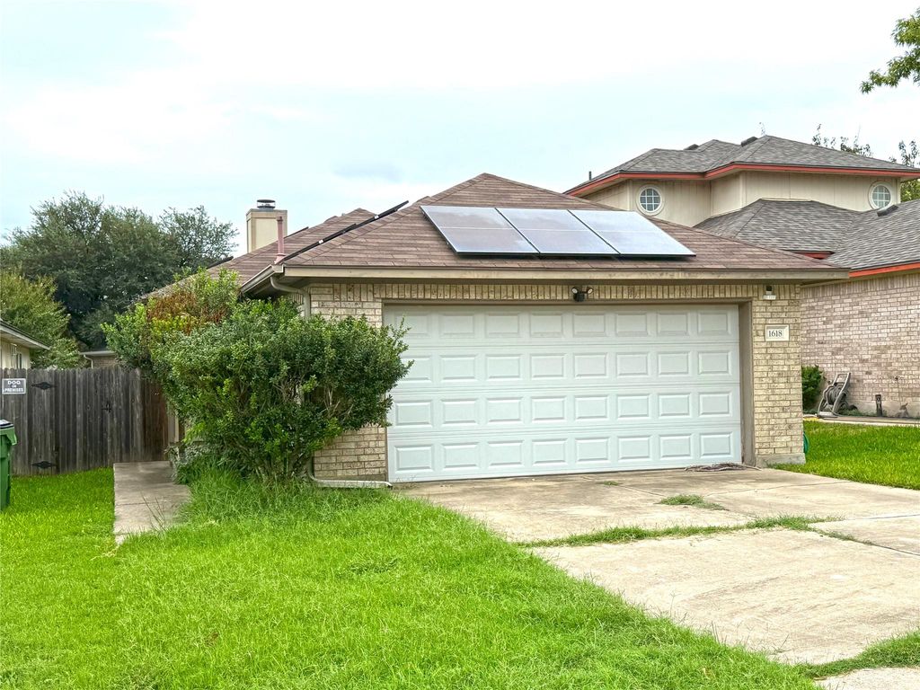 1618 Parkfield CIR, Round Rock, TX 78664
