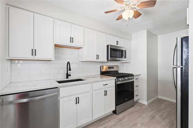 3208 Glendale Ave, Brentwood, PA 15227