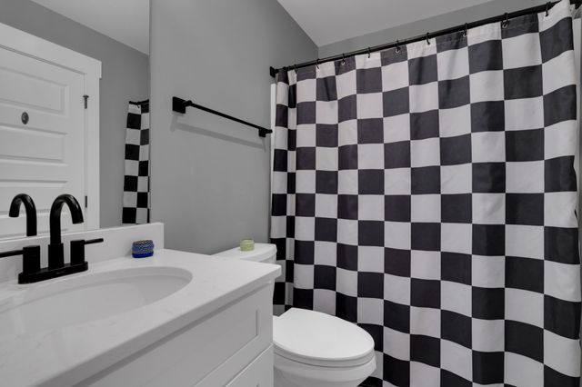 3256 Ostella Rd, Cornersville, TN 37047