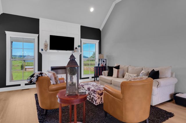 3256 Ostella Rd, Cornersville, TN 37047