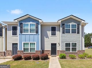 319 Ashigan Street A, Union City, GA 30291