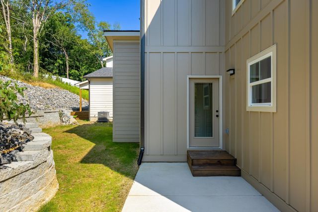 329 Isbill Road, Chattanooga, TN 37419