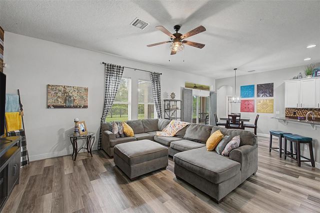 2622 RED FERN DRIVE, Dover, FL 33527