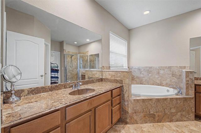 2622 RED FERN DRIVE, Dover, FL 33527