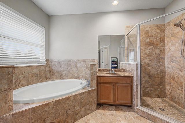 2622 RED FERN DRIVE, Dover, FL 33527
