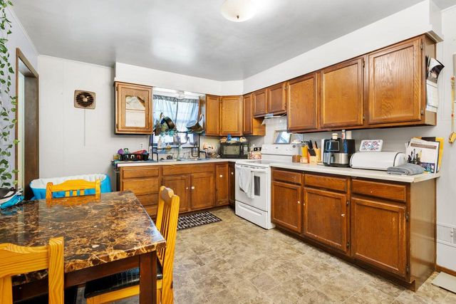 1269 Garland STREET, Allouez, WI 54301