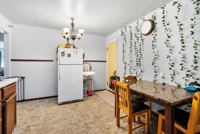 1269 Garland STREET, Allouez, WI 54301