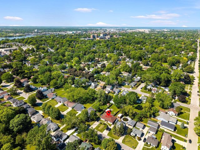 1269 Garland STREET, Allouez, WI 54301