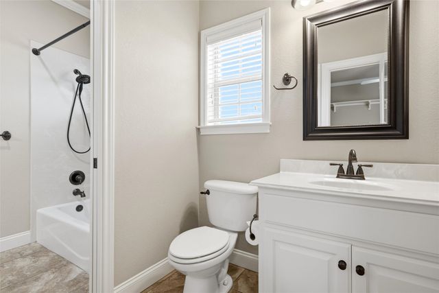 504 Casa Del Rancho Road, Lorena, TX 76655