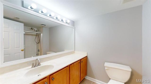 1125 Arbor Creek Drive 2B, St Louis, MO 63122