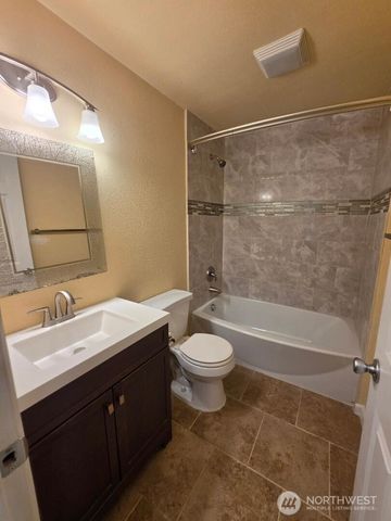 288 Decatur Avenue, Port Orchard, WA 98366