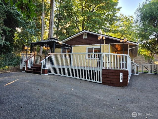 288 Decatur Avenue, Port Orchard, WA 98366
