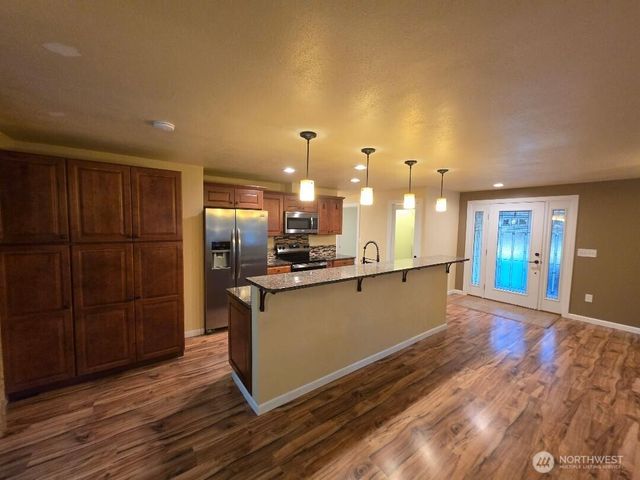 288 Decatur Avenue, Port Orchard, WA 98366