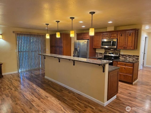 288 Decatur Avenue, Port Orchard, WA 98366