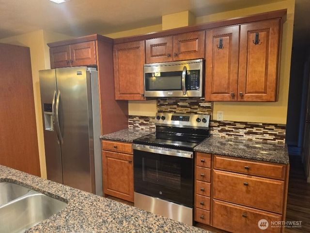 288 Decatur Avenue, Port Orchard, WA 98366