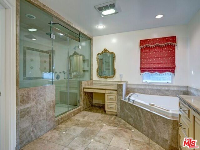 1915 Loma Vista Drive, Beverly Hills, CA 90210