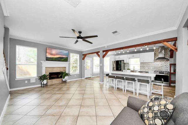 19219 Kristen Pine Drive, Humble, TX 77346