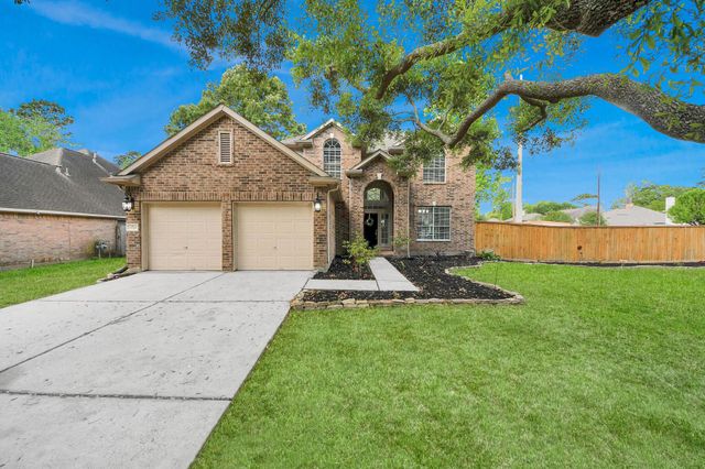 19219 Kristen Pine Drive, Humble, TX 77346