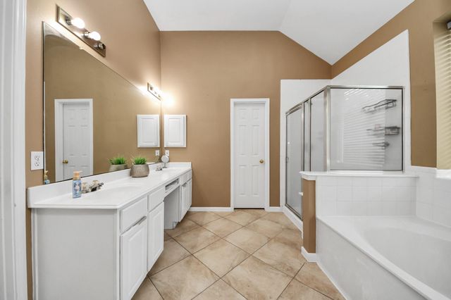 19219 Kristen Pine Drive, Humble, TX 77346