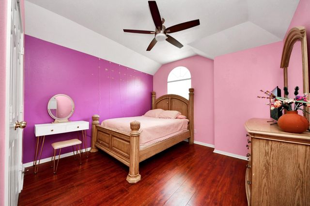 19219 Kristen Pine Drive, Humble, TX 77346